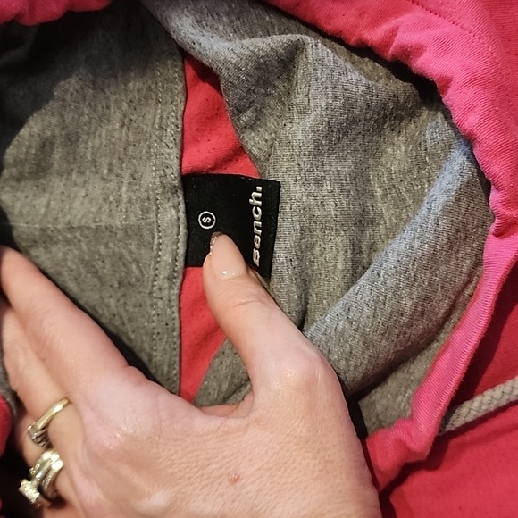 Bench sweater - Picture 4 of 4